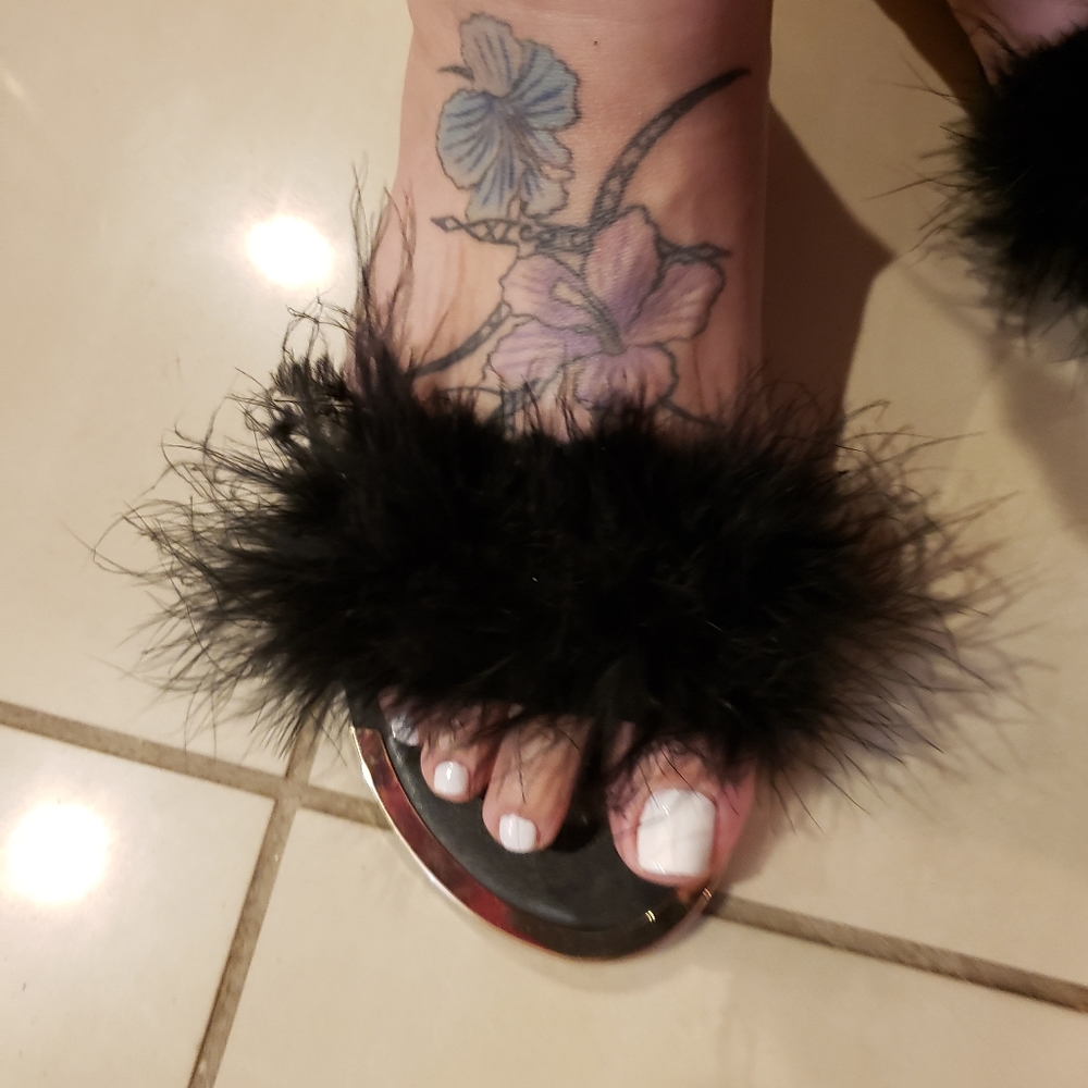 Black Fur slides with gold trim Size 9